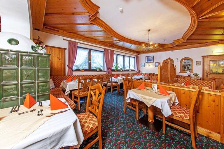 Exterior & Views 2, Alpenhotel Dachstein, Gmunden