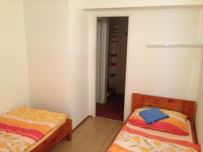 Bedroom 4, Hostel OldTown, Bratislava