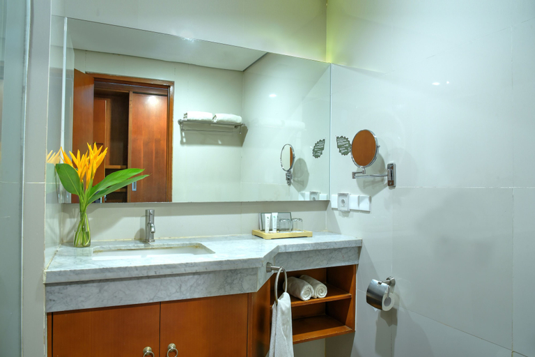 Bathroom 4