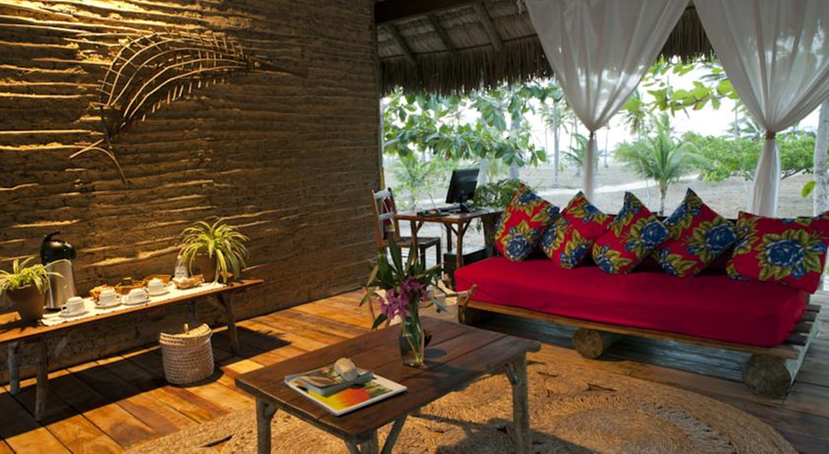 Public Area, Pousada Rancho do Peixe, Cruz