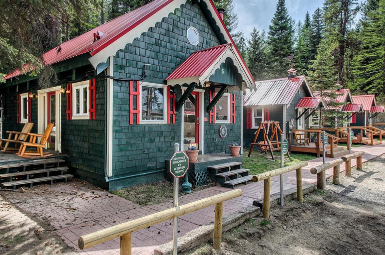 Exterior & Views 1, Brundage Bungalows, Valley