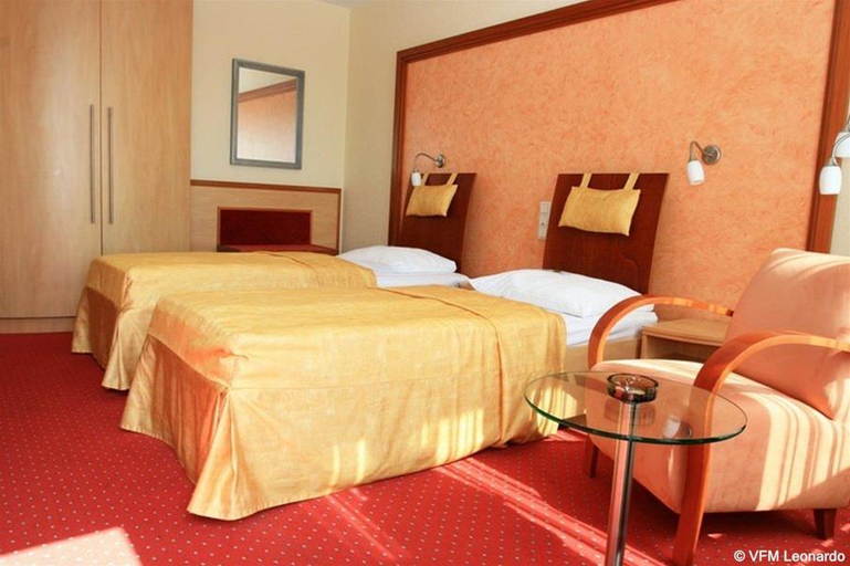 Bedroom 4, Hotel Ascot-Bristol, Potsdam