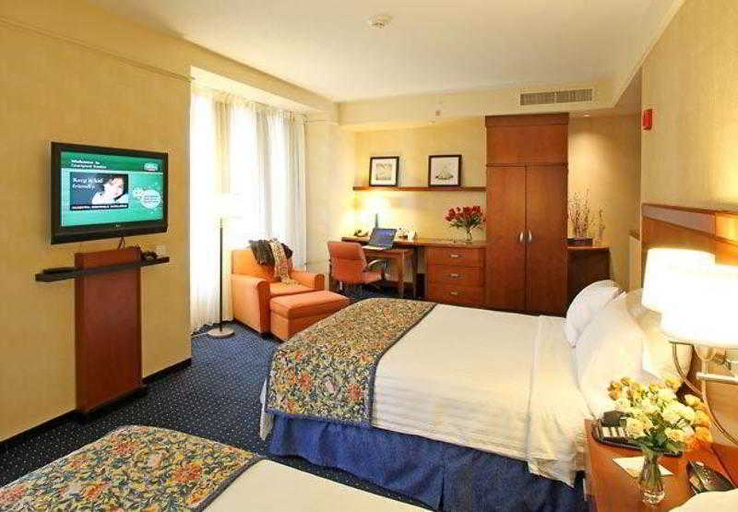 Bedroom 5, Courtyard by Marriott Boston Copley Square, Boston