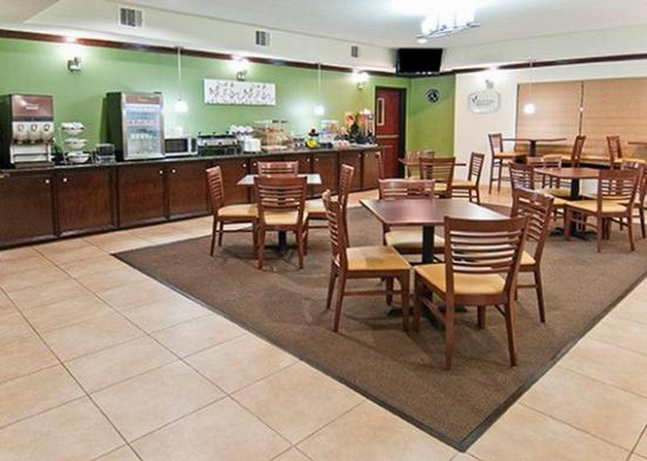 Food & Drinks 4, Sleep Inn&Suites Bush Intercontinental - Iah East, Houston