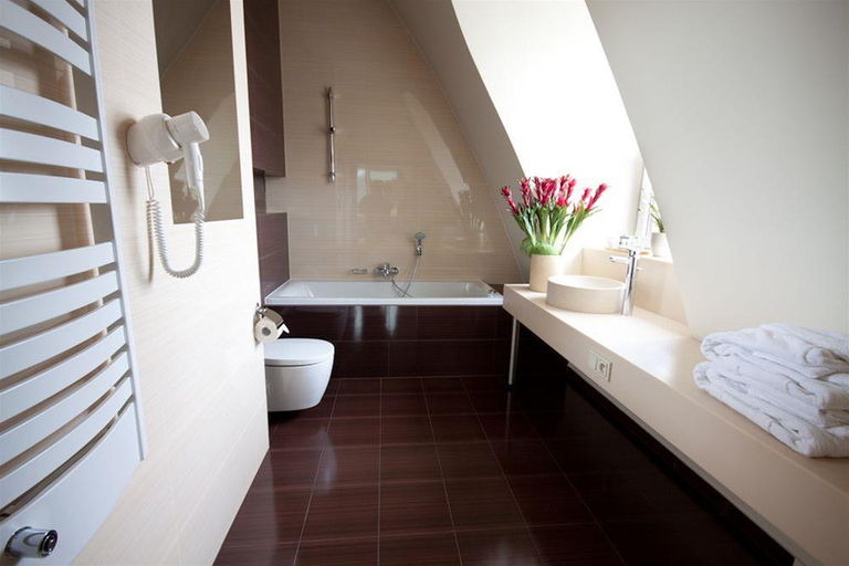 Bathroom 4, Myn Jacka Hotel & Spa, Wadowice