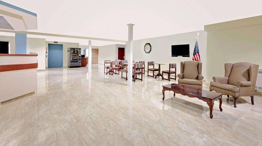 Public Area, Microtel Inn & Suites By Wyndham Hagerstown, Washington