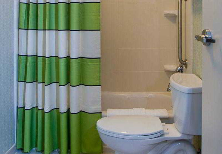 Bathroom 4, SpringHill Suites San Antonio Alamo Plaza, Bexar