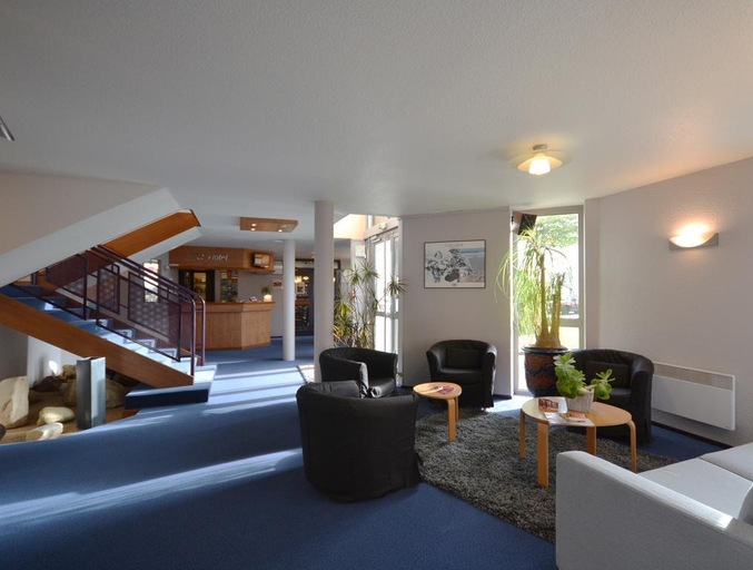 Public Area 2, Brit Hotel Caen Hérouville, Calvados
