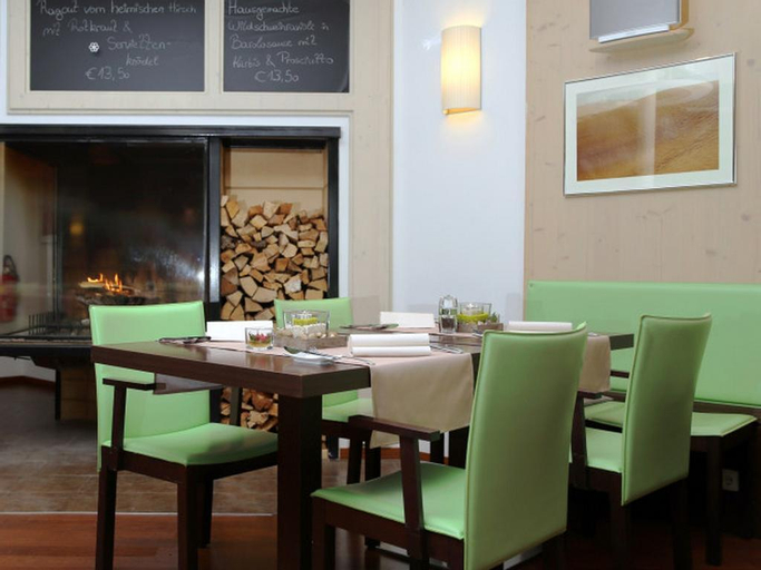 Dining Room 1, Educare, Villach Land