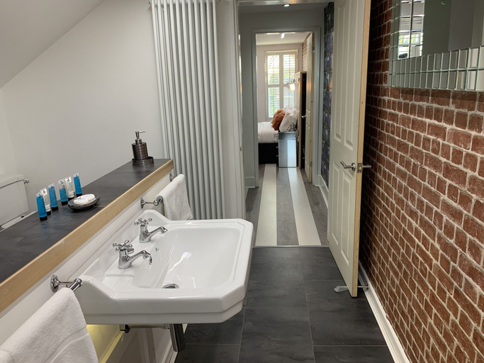 Bathroom 5, Ivy Mount Boutique, Salford