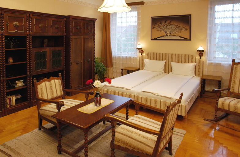 Bedroom 3, Manzard Panzio, Budapesti