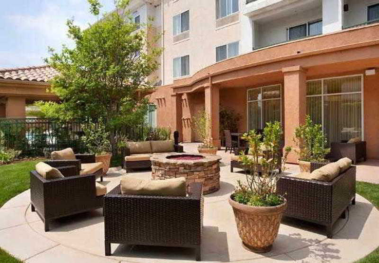 Public Area 3, Courtyard by Marriott Ventura Simi Valley, Ventura