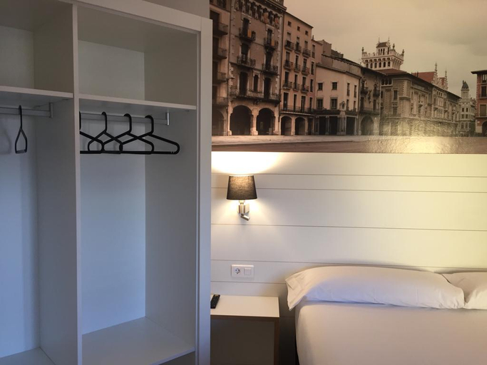 Bathroom 4, Can Pamplona, Barcelona