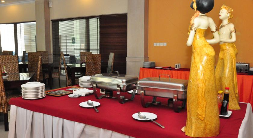 Exterior & Views 2, Puri Saron Hotel Denpasar, Denpasar