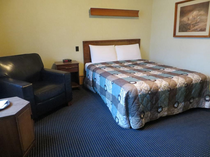 Bedroom 3, Mariner Motor, Simcoe