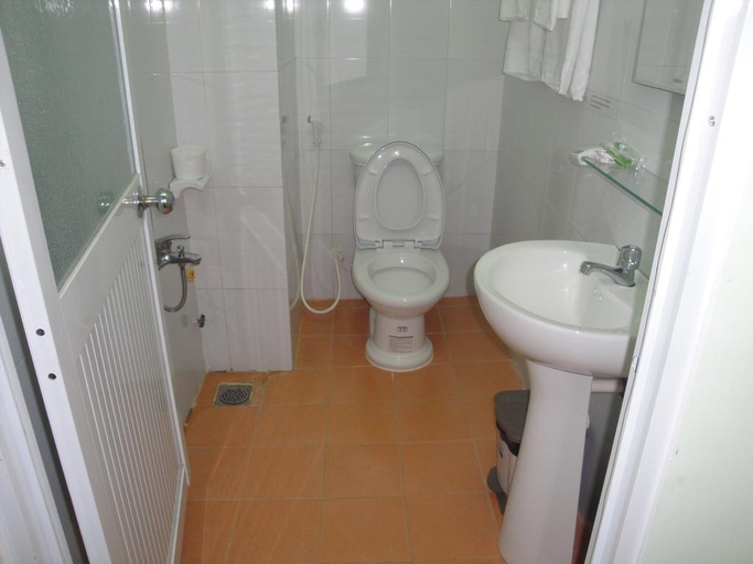 Bathroom 4, Kim Long Hotel, Ninh Kiều