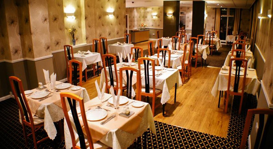 Food & Drinks 4, The Durley Chine Hotel, Poole