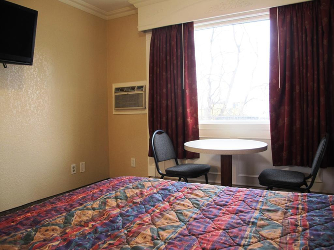Bedroom 4, Merrill Field Inn Anchorage, Anchorage