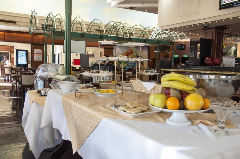 Food & Drinks 5, Amerian Palace, General Pedernera