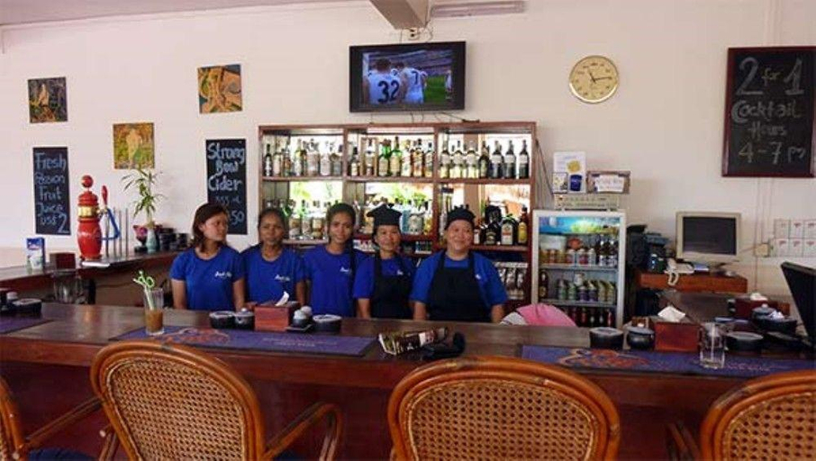 Food & Drinks 5, Beach Club Resort, Sihanoukville