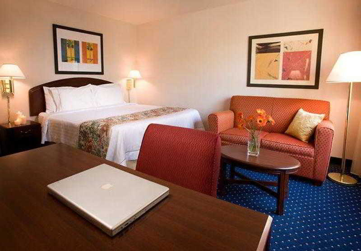 Courtyard by Marriott Dallas Plano in Legacy Park, Collin