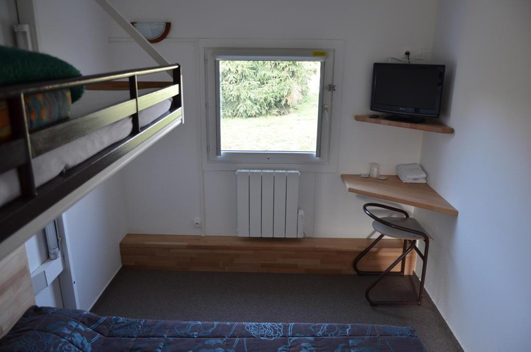 Bedroom 2, Hotel - Macon la Salle, Saône-et-Loire