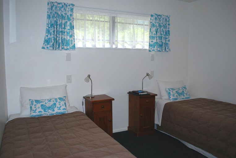 Bedroom 2, Lochmara Lodge, Marlborough