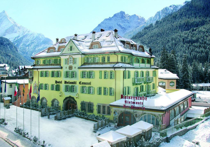 Exterior & Views 2, Schloss Hotel Dolomiti, Trento
