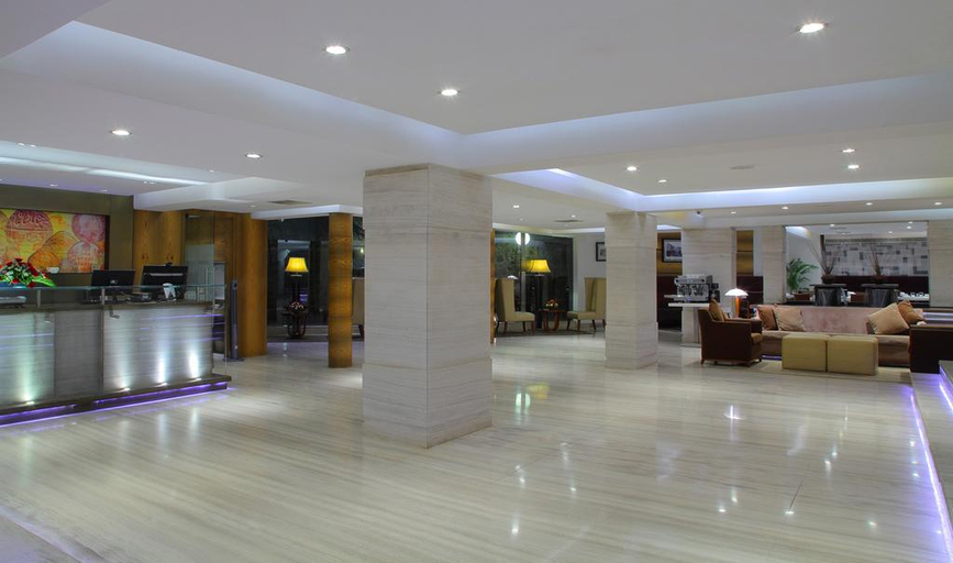 Public Area 3, Hiltop Hotel, Mumbai City