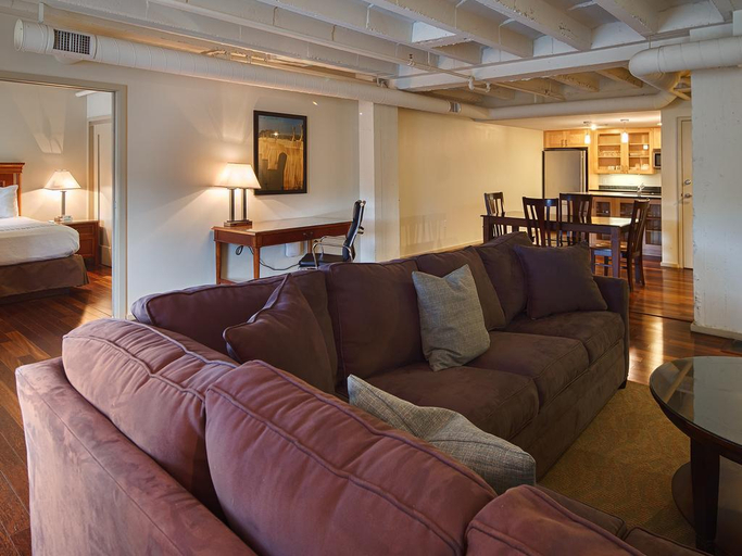 Public Area 2, Grand Eastonian Hotel & Suites, Northampton