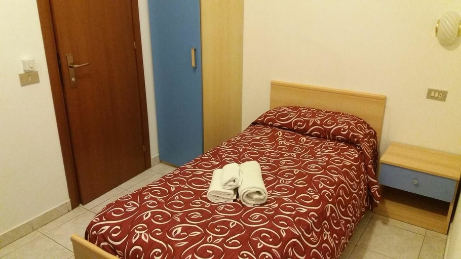 Bedroom 2, Albergo Ristorante Lavedo, Como