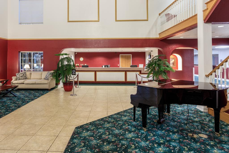 Public Area 3, Branson Towers Hotel, Taney