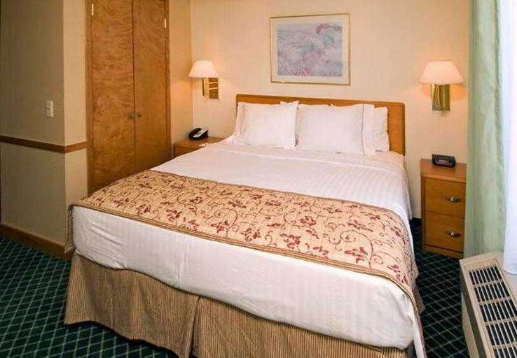 Bedroom 3, Fairfield Inn & Suites Austin South, Travis