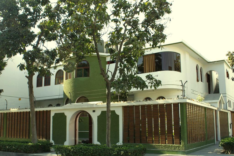 La Casa de Blanca, Lima