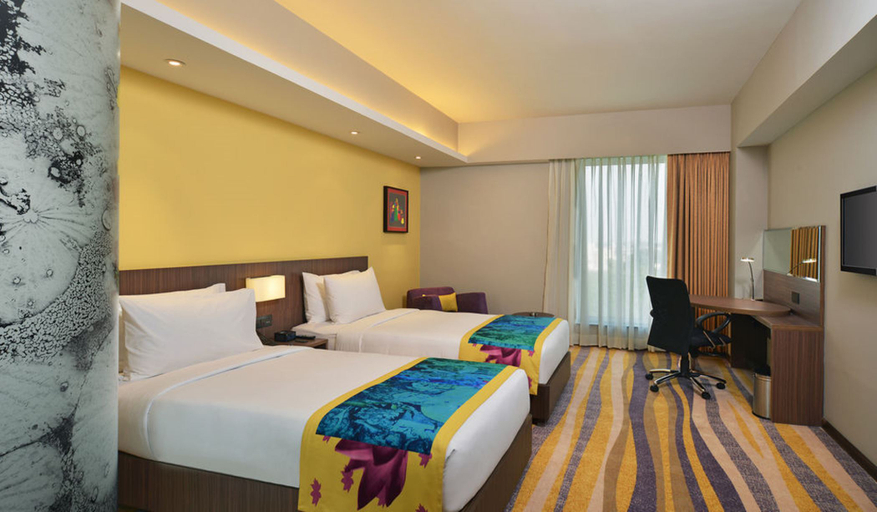 Bedroom 3, Holiday Inn Express Ahmedabad, Ahmadabad
