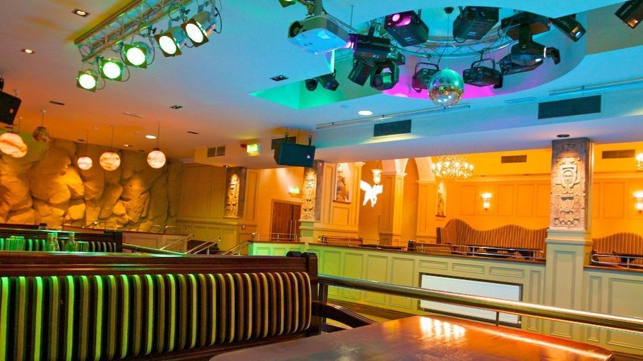 Public Area 2, Kilford Arms Hotel