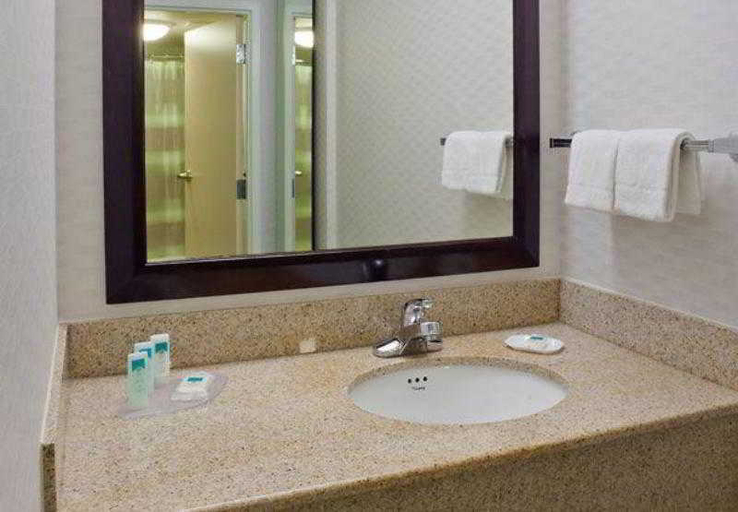 Bathroom 4, SpringHill Suites Denver North/Westminster, Jefferson