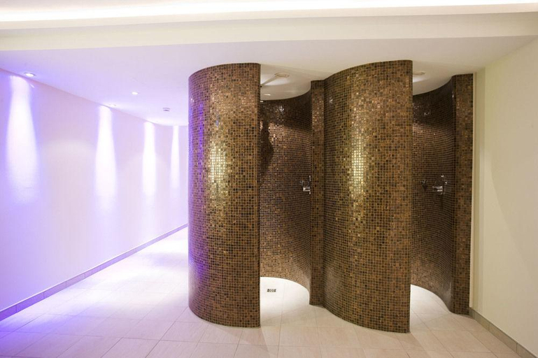 Public Area 4, Hotel Gräfrather Hof, Solingen