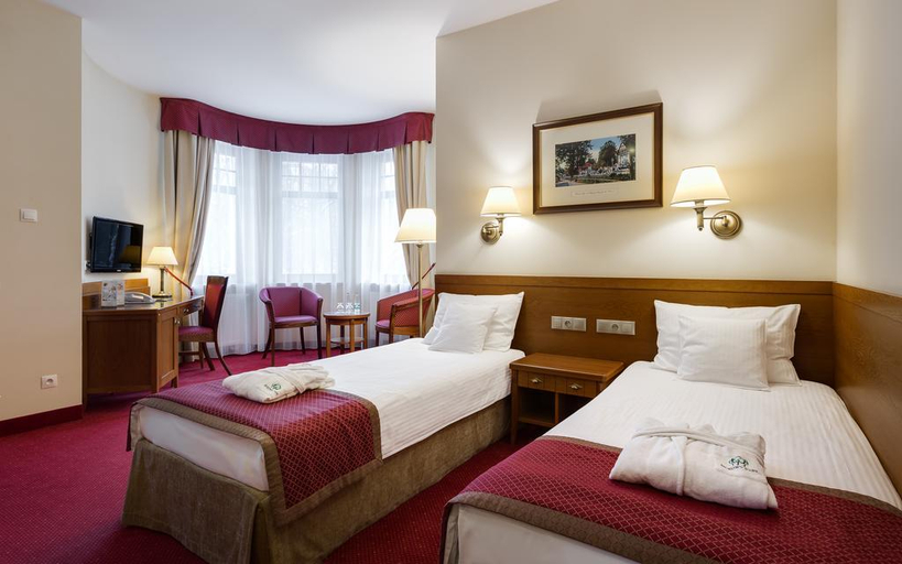 Bedroom 2, Bukowy Park Hotel Medical Spa, Kłodzko
