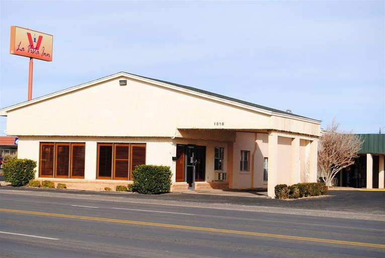 Exterior & Views 2, La Vista Inn, Curry