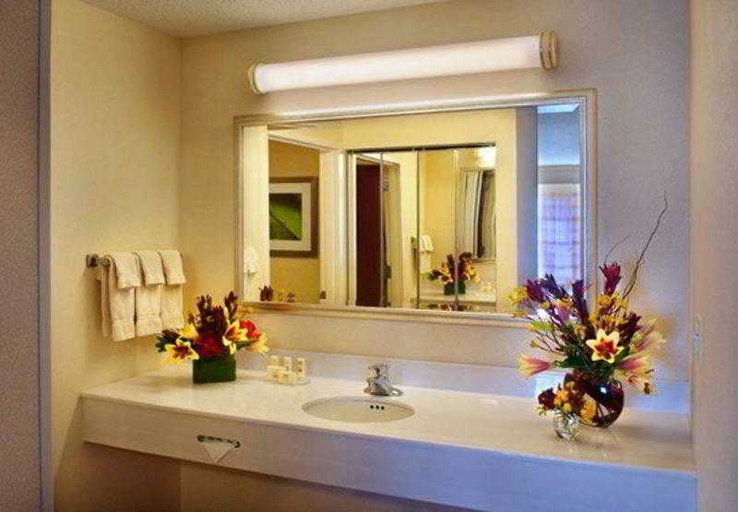Bathroom 5, Courtyard Basking Ridge, Somerset
