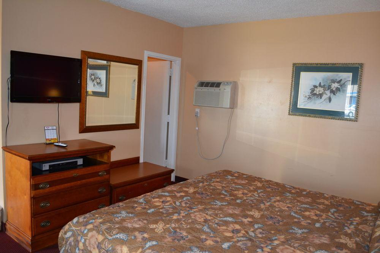 Bedroom 4, Adams Inn, Houston