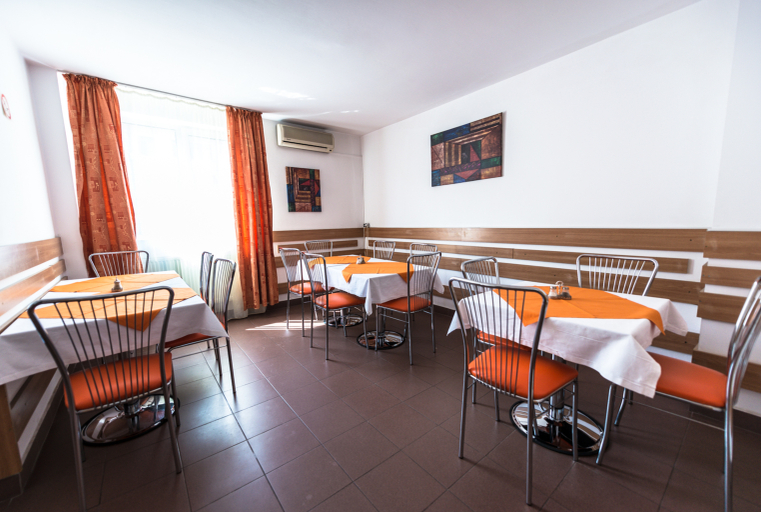 Food & Drinks 4, Est Hotel Bucharest, Municipiul Bucuresti