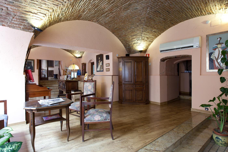 Public Area 3, Don Carlos Cáceres, Cáceres