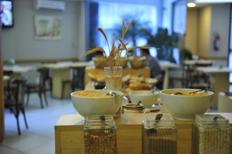 Food & Drinks 4, Tri Hotel & Flat Caxias, Caxias do Sul