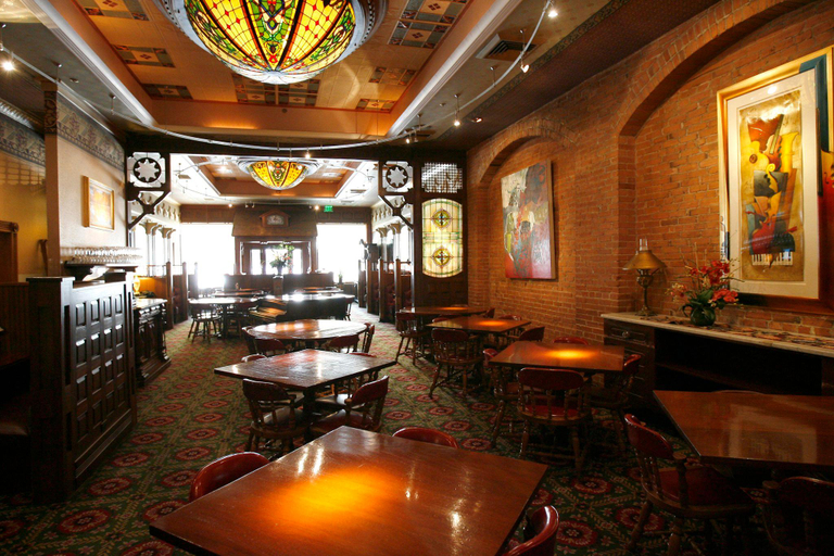 Food & Drinks 5, Strater, La Plata