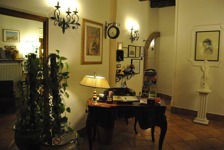 Others, Mondo Antico Alloggio in Città, Forli' - Cesena