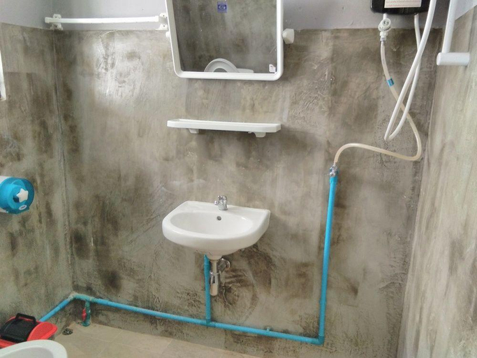 Bathroom 4, North Star Guest House, Muang Chiang Mai