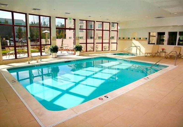 Sport & Beauty, Courtyard By Marriott Seattle Kirkland, King