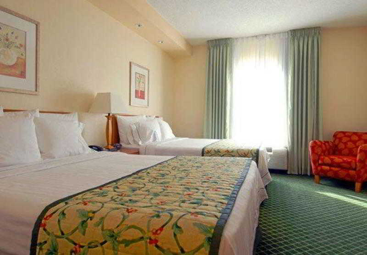 Bedroom 3, Fairfield Inn & Suites Atlanta McDonough, Henry